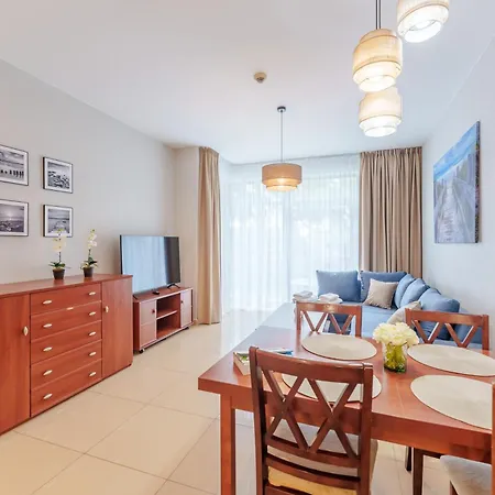 Apartment Laba Diune Z Parkingiem