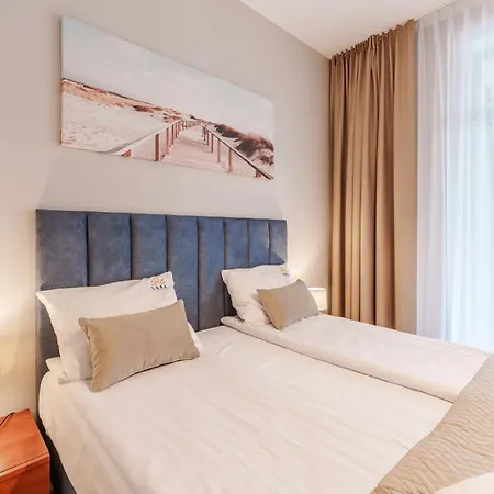 Laba Diune Z Parkingiem Apartment