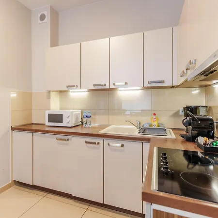 Laba Diune Z Parkingiem Kołobrzeg