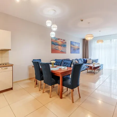 Laba Diune Z Parkingiem Apartament