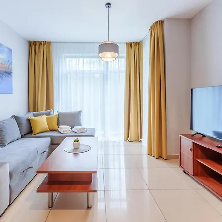 Laba Diune Z Parkingiem Kołobrzeg