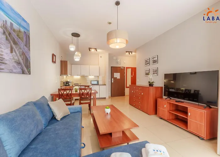 Laba Diune Z Parkingiem Appartamento *